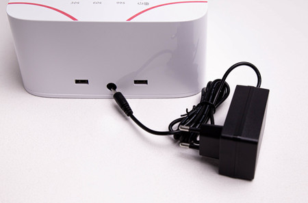 Lampa LED UV do paznokci 30W ÜLKA LÜMOS z sensorem, timerem i zdejmowanym dnem