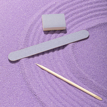 Zestaw do manicure DNKa 3w1: pilniczek 100/180, polerka 180/240, patyczek